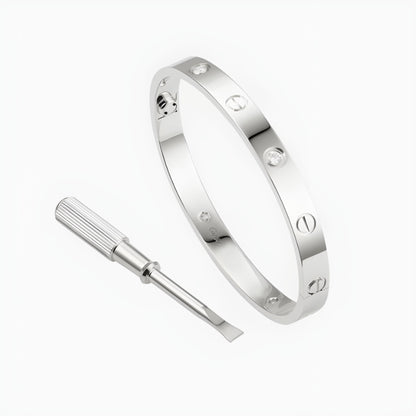 Cartier - Bracelet Love